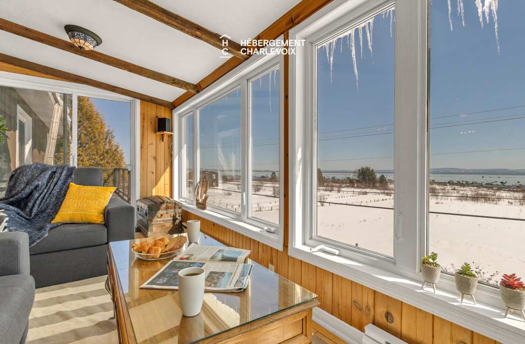 CHIC-645 - Maison avec vue imprenable sur le fleuve